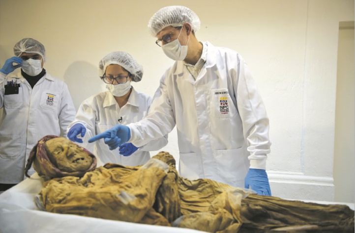 Philippe Charlier raccroche sa blouse blanche Philippe Charlier raccroche sa blouse blanche