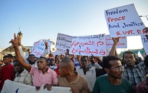 Les chefs de la contestation soudanaise regrettent la suspension des discussions par les militaires Les chefs de la contestation soudanaise regrettent la suspension des discussions par les militaires