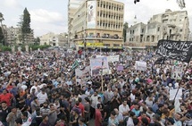 La Chine appelle à accélerer les réformes :  La communauté internationale condamne les violences en Syrie La Chine appelle à accélerer les réformes :  La communauté internationale condamne les violences en Syrie