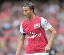 Nos pros d'outre-bled à la recherche d'autres cieux plus cléments : Chamakh convoité par FC Séville Nos pros d'outre-bled à la recherche d'autres cieux plus cléments : Chamakh convoité par FC Séville