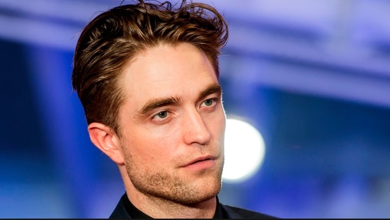 Robert Pattinson doit incarner le prochain Batman au cinéma Robert Pattinson doit incarner le prochain Batman au cinéma
