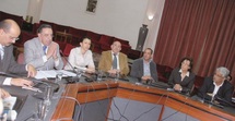 Le bilan du Groupe socialiste à la Chambre des représentants présenté par son président, Ahmed Zaïdi : Un rendement particulièrement riche et une action engagée. Le bilan du Groupe socialiste à la Chambre des représentants présenté par son président, Ahmed Zaïdi : Un rendement particulièrement riche et une action engagée.