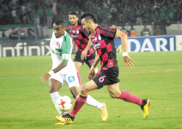 La stratégie marocaine en matière de professionnalisation des clubs de football et de formation des joueurs exposée à Paris La stratégie marocaine en matière de professionnalisation des clubs de football et de formation des joueurs exposée à Paris