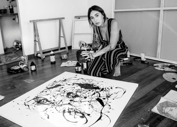La jeune artiste Zineb Bennis expose ses récentes œuvres à Casablanca