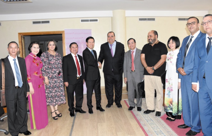 Driss Lachguar s’entretient avec Vo Van Thuong, membre dirigeant du Parti communiste vietnamien Driss Lachguar s’entretient avec Vo Van Thuong, membre dirigeant du Parti communiste vietnamien