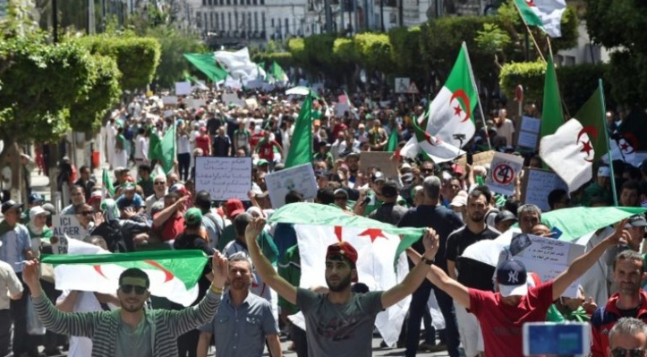 Plusieurs arrestations au 18ème  vendredi de manifestations en Algérie
