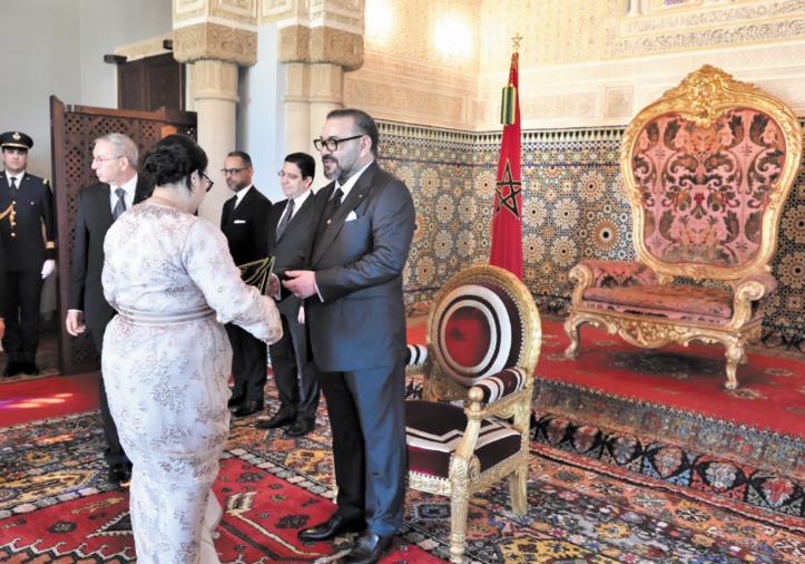 S.M le Roi nomme de nouveaux ambassadeurs et reçoit des ambassadeurs étrangers venus prendre congé du Souverain