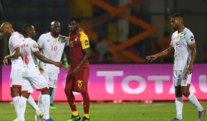 Au Bénin, les supporters privés de maillots pour soutenir les Ecureuils