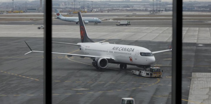Insolite : Abandonnée dans l'avion