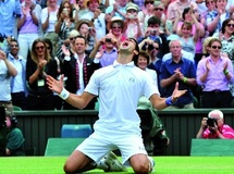 Novak Djokovic, le nouveau maître du monde Novak Djokovic, le nouveau maître du monde