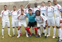 Le Racing surclasse le MCO à Oujda : Le TAS s’empare de la pole position Le Racing surclasse le MCO à Oujda : Le TAS s’empare de la pole position
