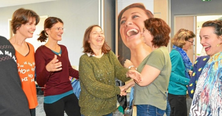 Quels sont les bienfaits du yoga du rire ?