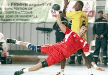 Championnat d’Afrique de handball : Le Sept national accède au dernier carré