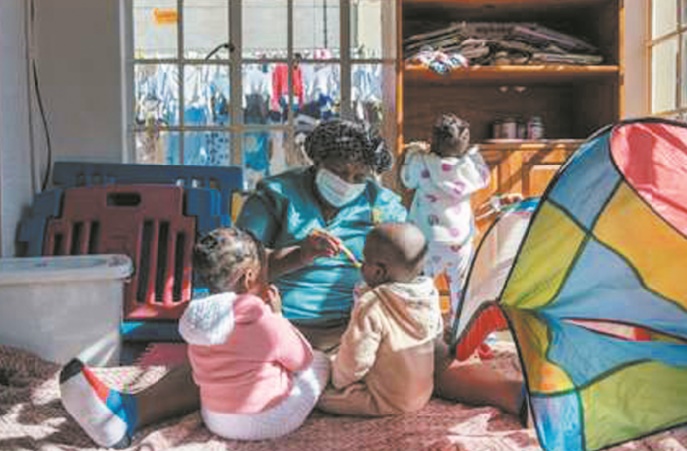 Aux portes des orphelinats sud-africains où échouent les bébés abandonnés