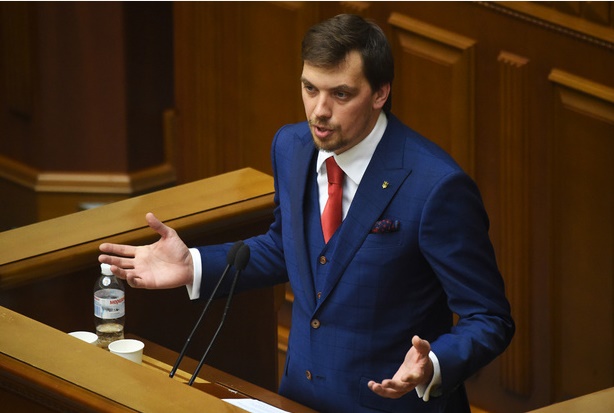 Le Premier ministre ukrainien, un jeune juriste au profil discret Le Premier ministre ukrainien, un jeune juriste au profil discret