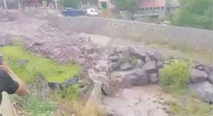 L’insoutenable inconscience face au déchaînement des éléments L’insoutenable inconscience face au déchaînement des éléments