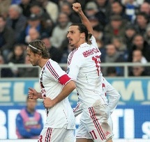 L’AC Milan reste aux trousses de la Juve L’AC Milan reste aux trousses de la Juve