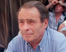 Sous le thème de l’utilisation des outils sociologiques dans les sciences humaines : Colloque international à Rabat sur la pensée de Bourdieu Sous le thème de l’utilisation des outils sociologiques dans les sciences humaines : Colloque international à Rabat sur la pensée de Bourdieu