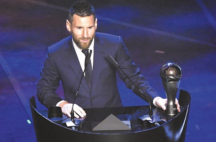 Prix Fifa “The Best” Lionel Messi coiffe Virgil Van Dijk