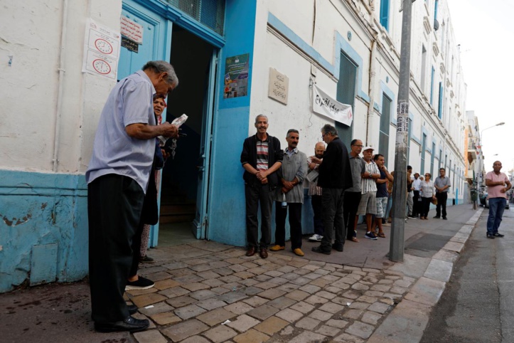 La Tunisie vote, sans engouement, pour élire ses députés La Tunisie vote, sans engouement, pour élire ses députés
