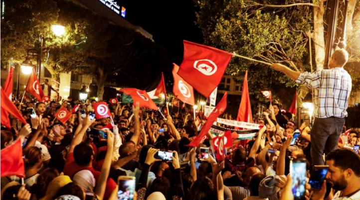 Les Tunisiens confient un mandat clair à Saied pour revitaliser la jeune démocratie