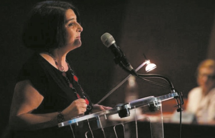 D’une “femme encagée” à une “femme engagée”, l'écrivaine Fatiha Saidi se raconte D’une “femme encagée” à une “femme engagée”, l'écrivaine Fatiha Saidi se raconte