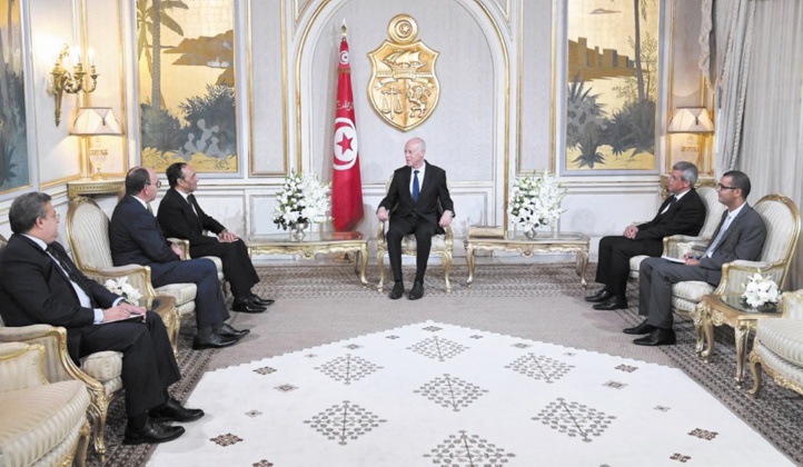Message verbal de S.M le Roi au président tunisien Message verbal de S.M le Roi au président tunisien