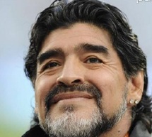 Maradona se sent “persécuté” par le fisc italien