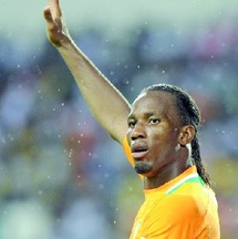 Anelka espère la venue de Drogba à Shanghai Anelka espère la venue de Drogba à Shanghai