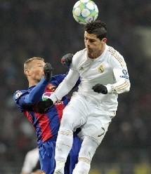 Ligue des Champions : Madrid se place, Naples renverse Chelsea Ligue des Champions : Madrid se place, Naples renverse Chelsea