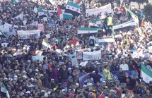 30.000 manifestants battent le pavé à Casablanca : Pour que cesse l'effusion de sang en Syrie 30.000 manifestants battent le pavé à Casablanca : Pour que cesse l'effusion de sang en Syrie