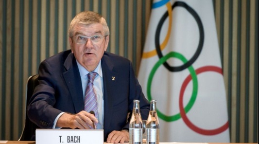 Bach appelle les Etats à resserrer l'étau sur l'entourage des sportifs