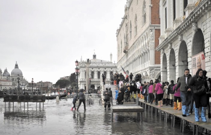 Venise toujours dans l'angoisse