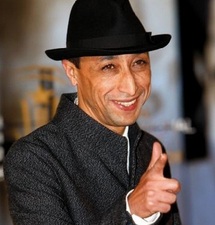 Faouzi Bensaidi : Nouvelle consécration à la Berlinale pour "Mort à vendre" Faouzi Bensaidi : Nouvelle consécration à la Berlinale pour "Mort à vendre"