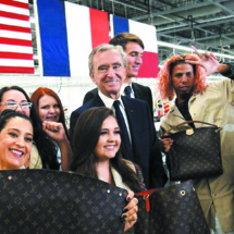 Bernard Arnault, insatiable empereur du luxe et croqueur de diamants Bernard Arnault, insatiable empereur du luxe et croqueur de diamants