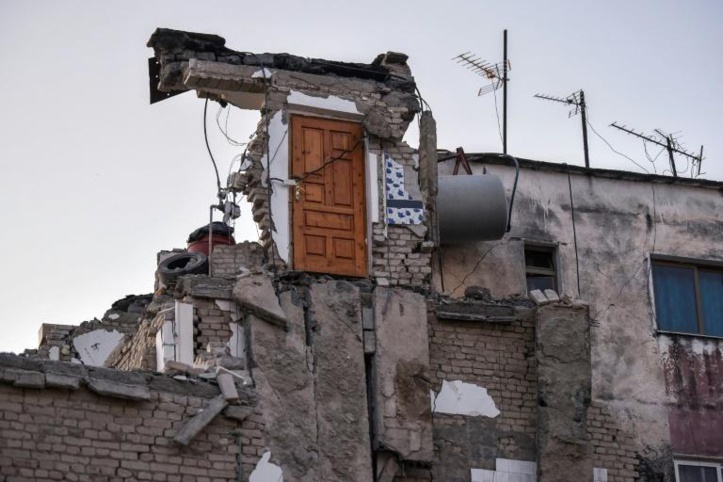 L'Albanie en deuil recherche désespérément  des survivants du violent tremblement de terre