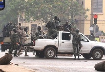 Coup d’Etat Au Mali : Les militaires s’emparent du pouvoir à Bamako Coup d’Etat Au Mali : Les militaires s’emparent du pouvoir à Bamako