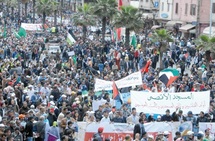 Soutien populaire à la cause palestinienne à Casablanca : Benkirane s’improvise en tribun et Ramid prié de quitter les lieux par les manifestants Soutien populaire à la cause palestinienne à Casablanca : Benkirane s’improvise en tribun et Ramid prié de quitter les lieux par les manifestants