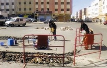 Casablanca en proie à l’incivilité de ses résidents : Un mécanicien construit son propre rond-point à Sidi Bernoussi Casablanca en proie à l’incivilité de ses résidents : Un mécanicien construit son propre rond-point à Sidi Bernoussi