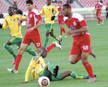 Comme prévu, le Raja hors-course : La passe de trois du WAC, du CODM et du MAS en coupes africaines Comme prévu, le Raja hors-course : La passe de trois du WAC, du CODM et du MAS en coupes africaines