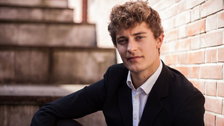 Jakub Orlinski, breakdanseur de la scène lyrique Jakub Orlinski, breakdanseur de la scène lyrique