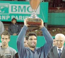 Grand Prix Hassan II de tennis: Pablo Andujar remet le coup de la distinction Grand Prix Hassan II de tennis: Pablo Andujar remet le coup de la distinction