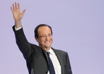 Le socialiste François Hollande en pole position pour le second tour