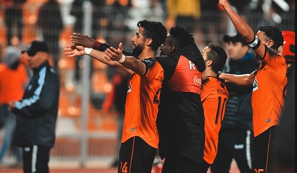 Coupe de la CAF : La RSB cartonne, le HUSA assure Coupe de la CAF : La RSB cartonne, le HUSA assure