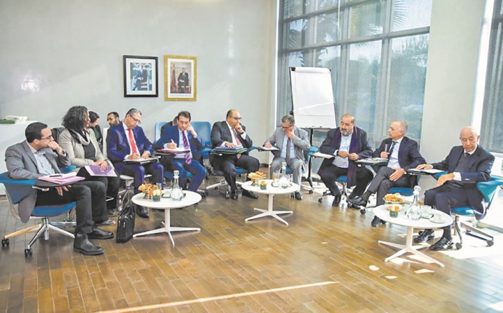 L’USFP présente à la CSMD le mémorandum adressé auparavant à S.M le Roi L’USFP présente à la CSMD le mémorandum adressé auparavant à S.M le Roi