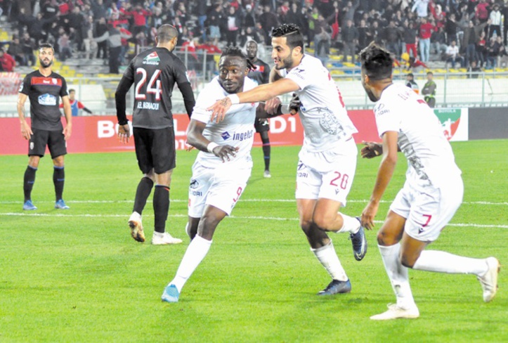 Début en fanfare de Kazadi. Ph : Bahafid Début en fanfare de Kazadi. Ph : Bahafid