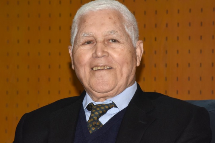 La Faculté des lettres et des sciences humaines de Rabat s’offre une chaire Abdallah Laroui La Faculté des lettres et des sciences humaines de Rabat s’offre une chaire Abdallah Laroui