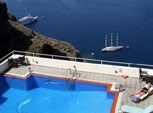 L’île grecque de Santorin essaie d’ignorer la crise L’île grecque de Santorin essaie d’ignorer la crise