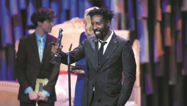 Dans la banlieue parisienne, la fierté de voir “Les Misérables” aux Oscars