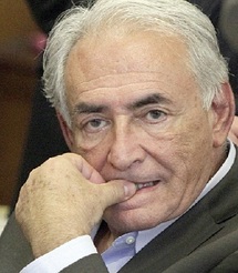 Il prépare sa défense en France et aux Etats-Unis : Il y a un an, DSK entamait sa chute vertigineuse Il prépare sa défense en France et aux Etats-Unis : Il y a un an, DSK entamait sa chute vertigineuse